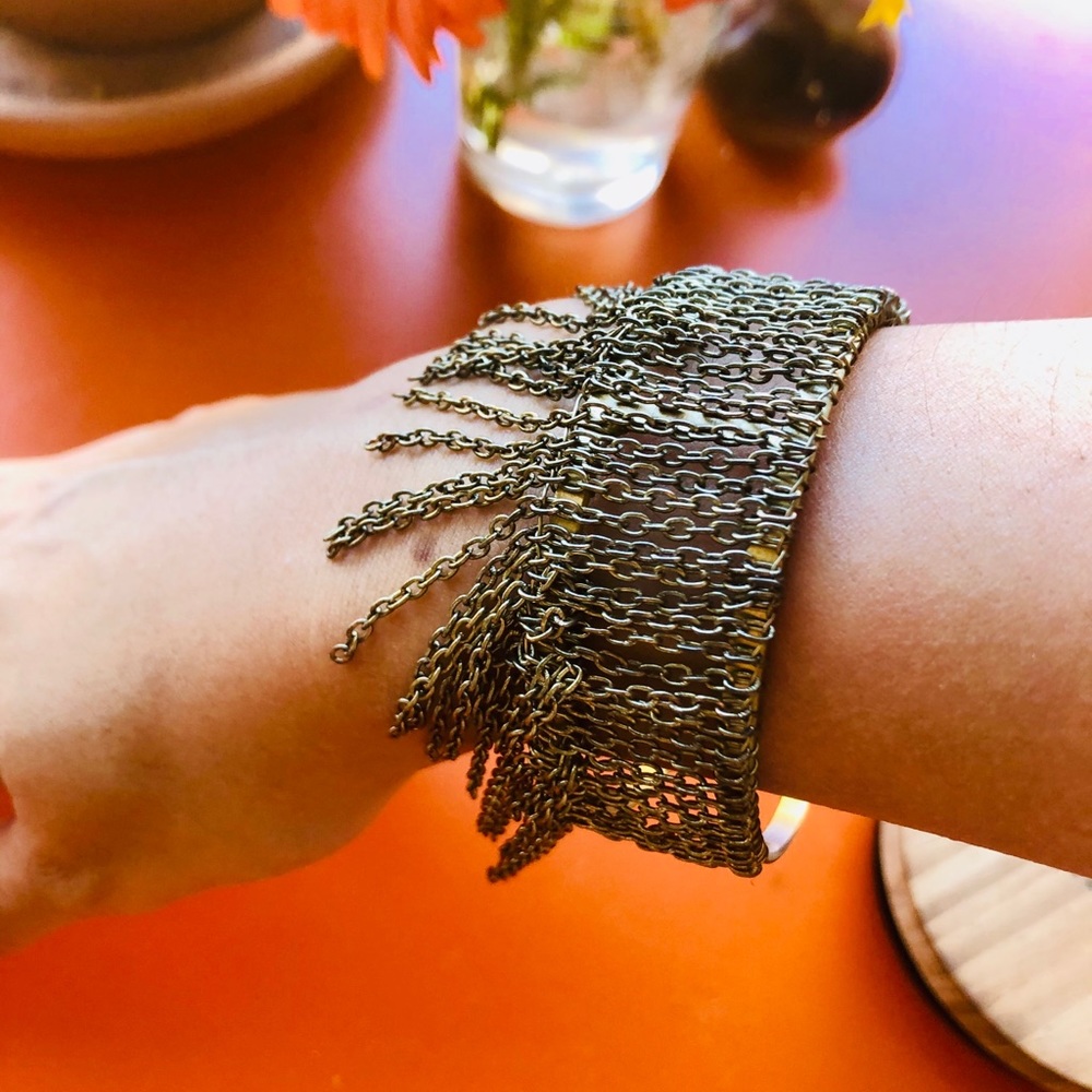 Bracelet
